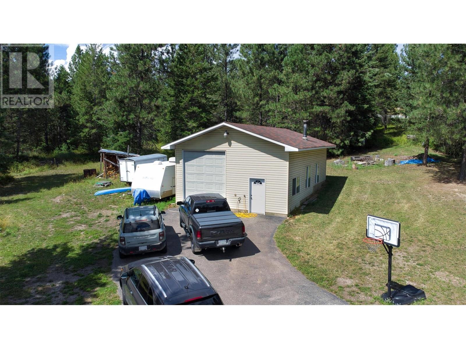 90 Mcinnes Road. Lumby, British Columbia