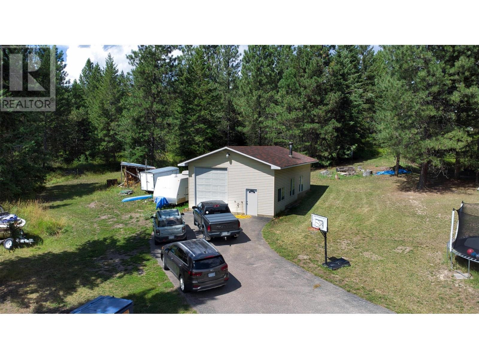 90 Mcinnes Road. Lumby, British Columbia