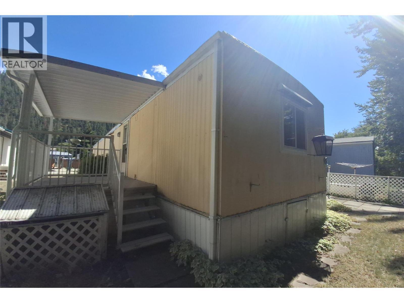 566 Coburn Street Unit# 10. Chase, British Columbia