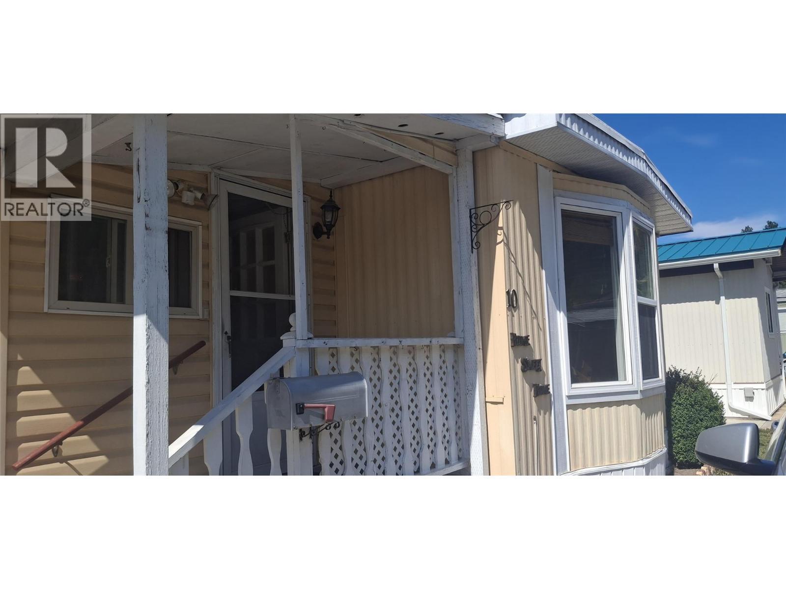 566 Coburn Street Unit# 10. Chase, British Columbia