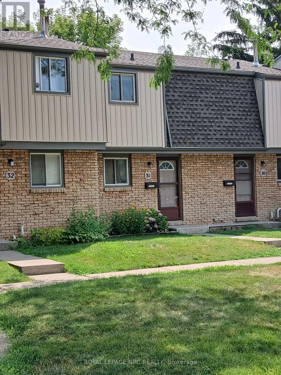 31 - 302 Vine Street, St. Catharines (carlton/bunting)