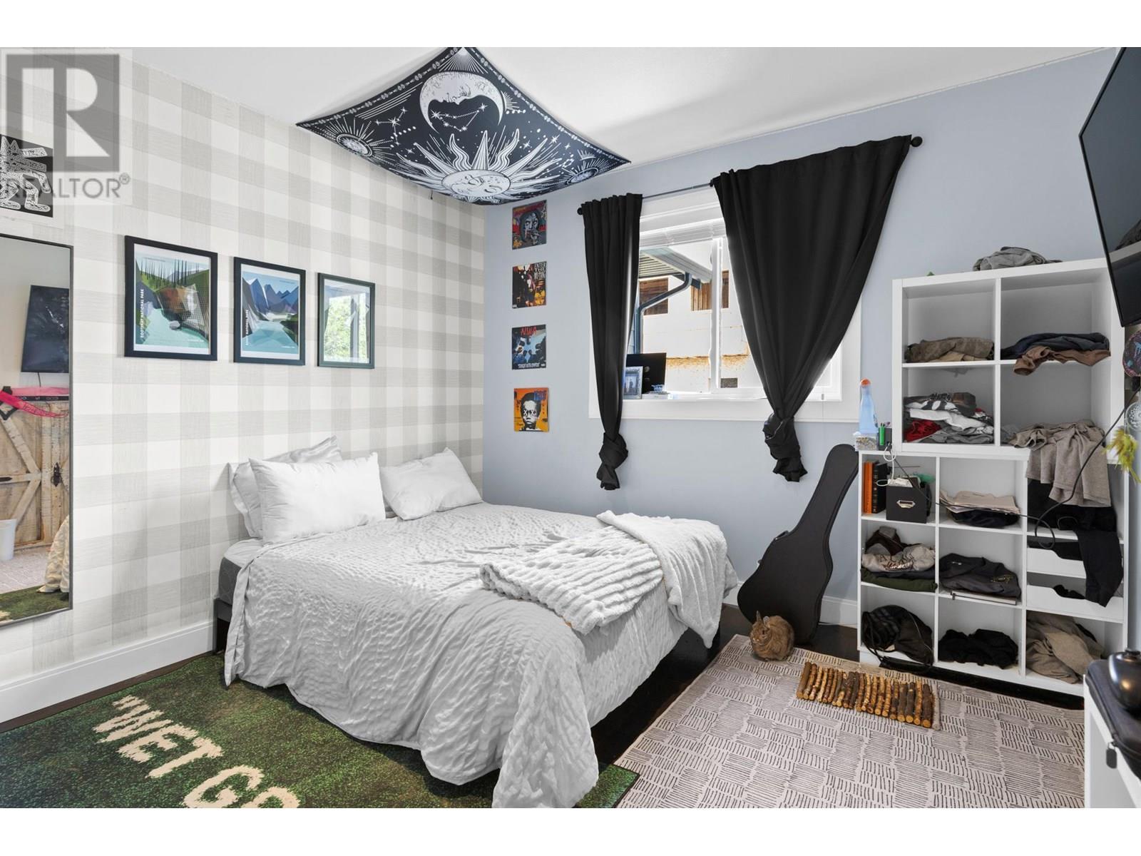 935 Laurier Avenue. Kelowna, British Columbia