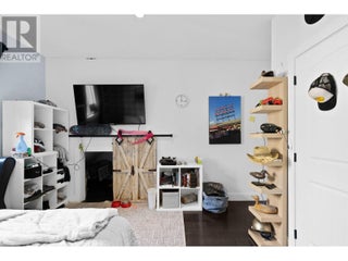 935 Laurier Avenue. Kelowna, British Columbia