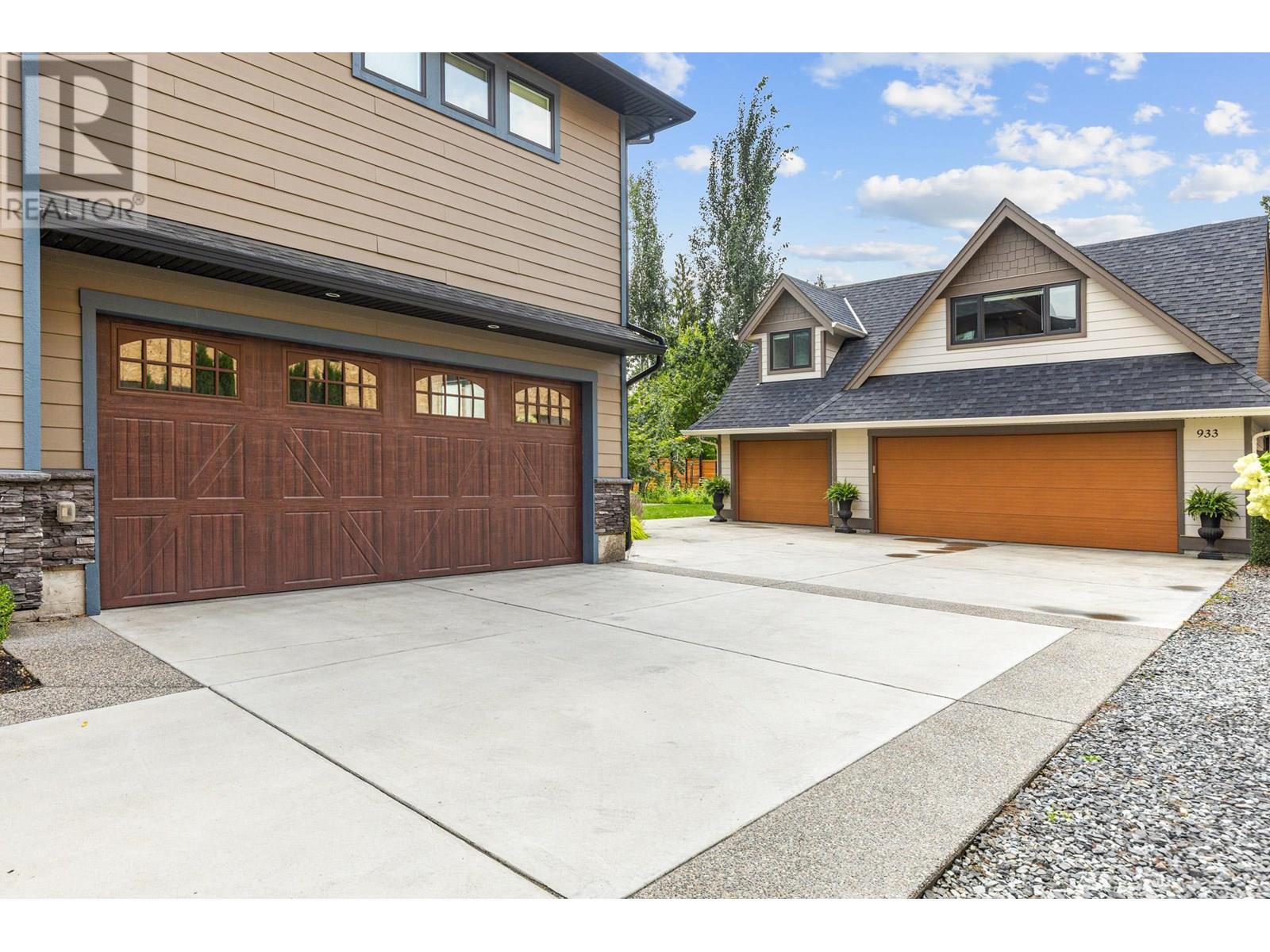 935 Laurier Avenue. Kelowna, British Columbia