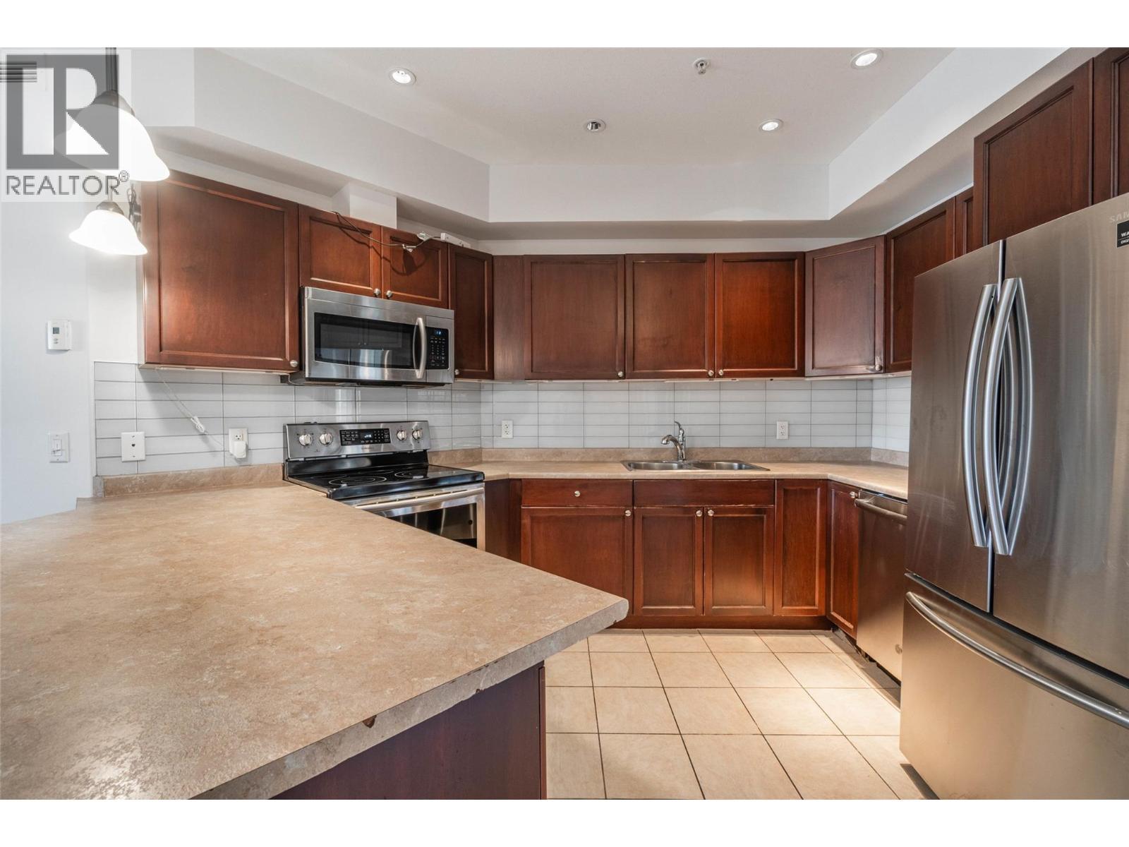 921 Spillway Road Unit# 212c. Oliver, British Columbia