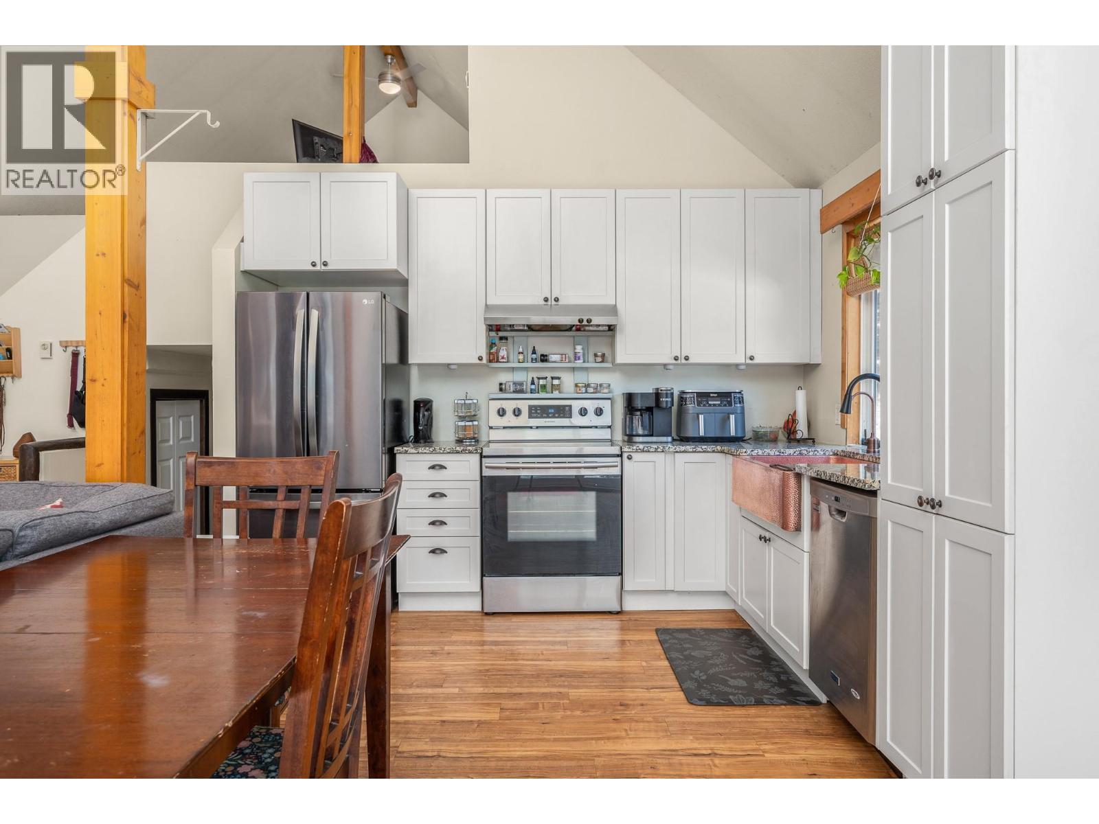 322 Northern View Drive. Vernon, British Columbia