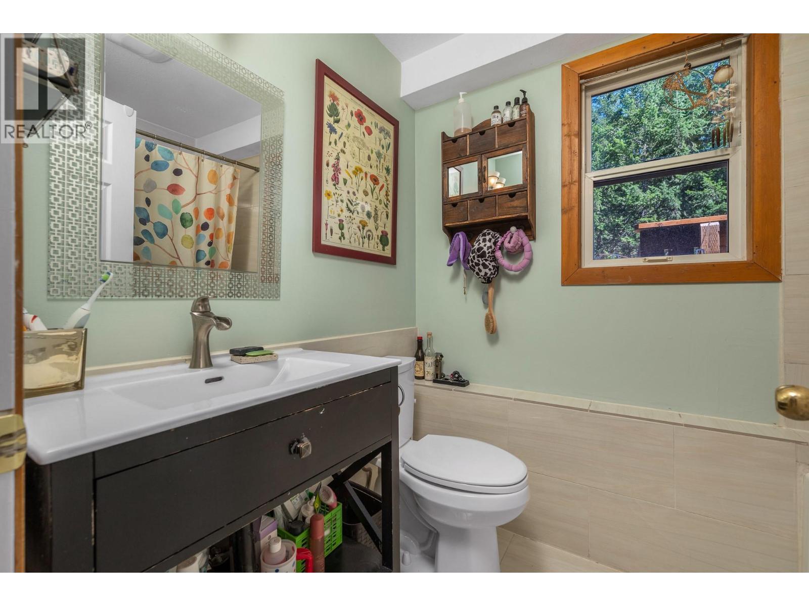 322 Northern View Drive. Vernon, British Columbia