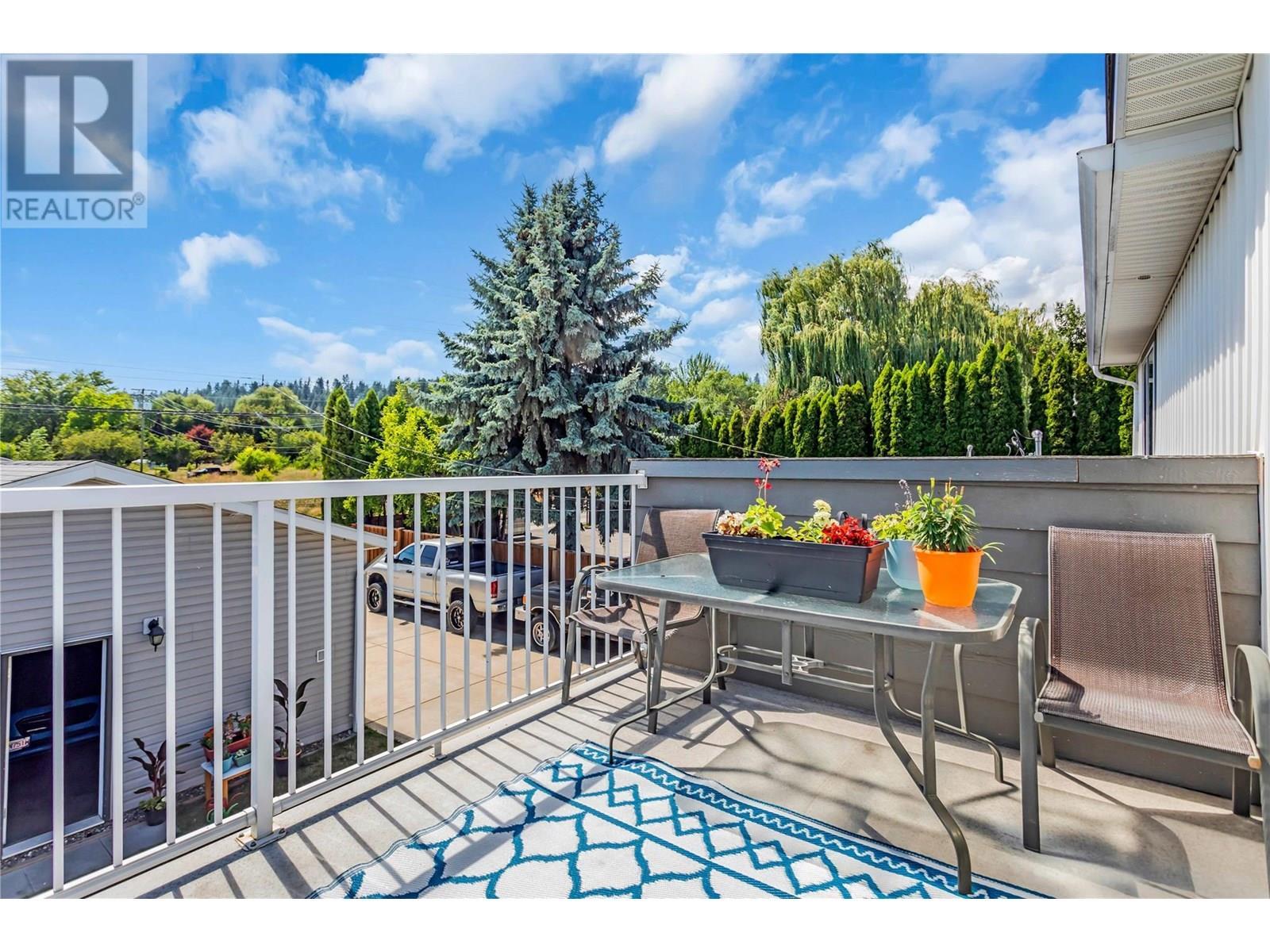 3132 Woodsdale Road. Lake Country, British Columbia