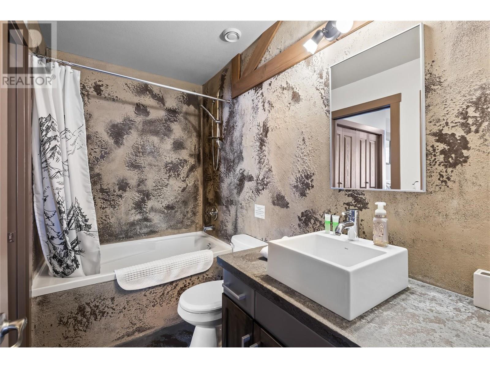 5085 Snowbird Way Unit# 101. Big White, British Columbia