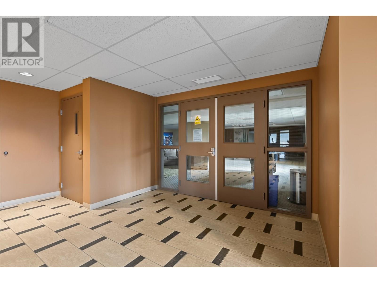 5085 Snowbird Way Unit# 101. Big White, British Columbia