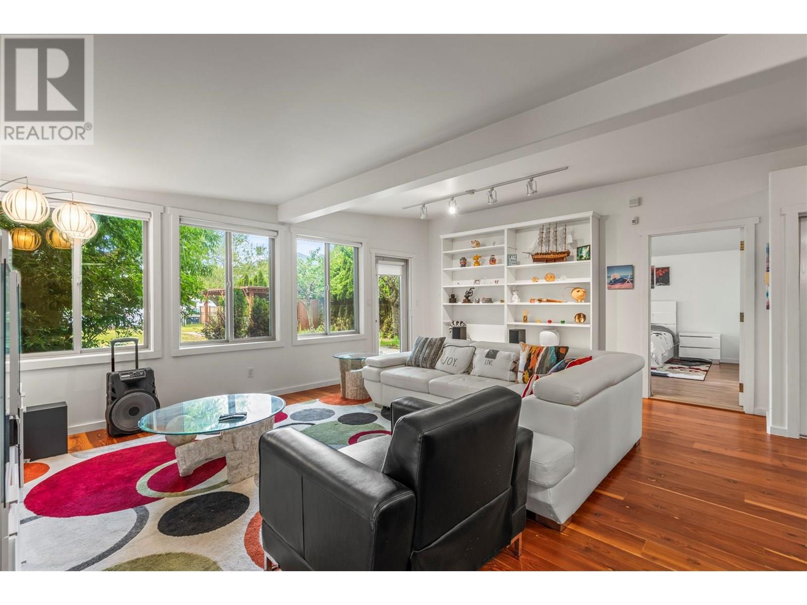 2640 Lakeshore Road. Vernon, British Columbia