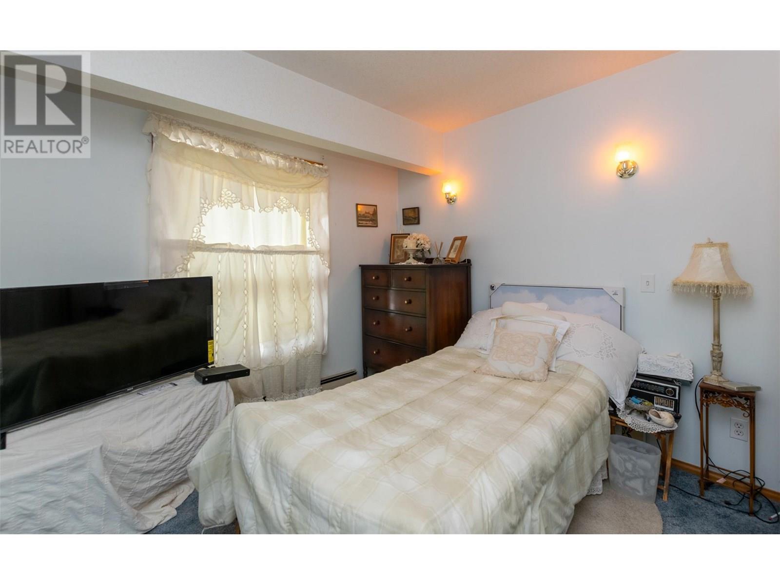 1261 Trans Canada Highway Unit# 1 Lot# 15. Sorrento, British Columbia