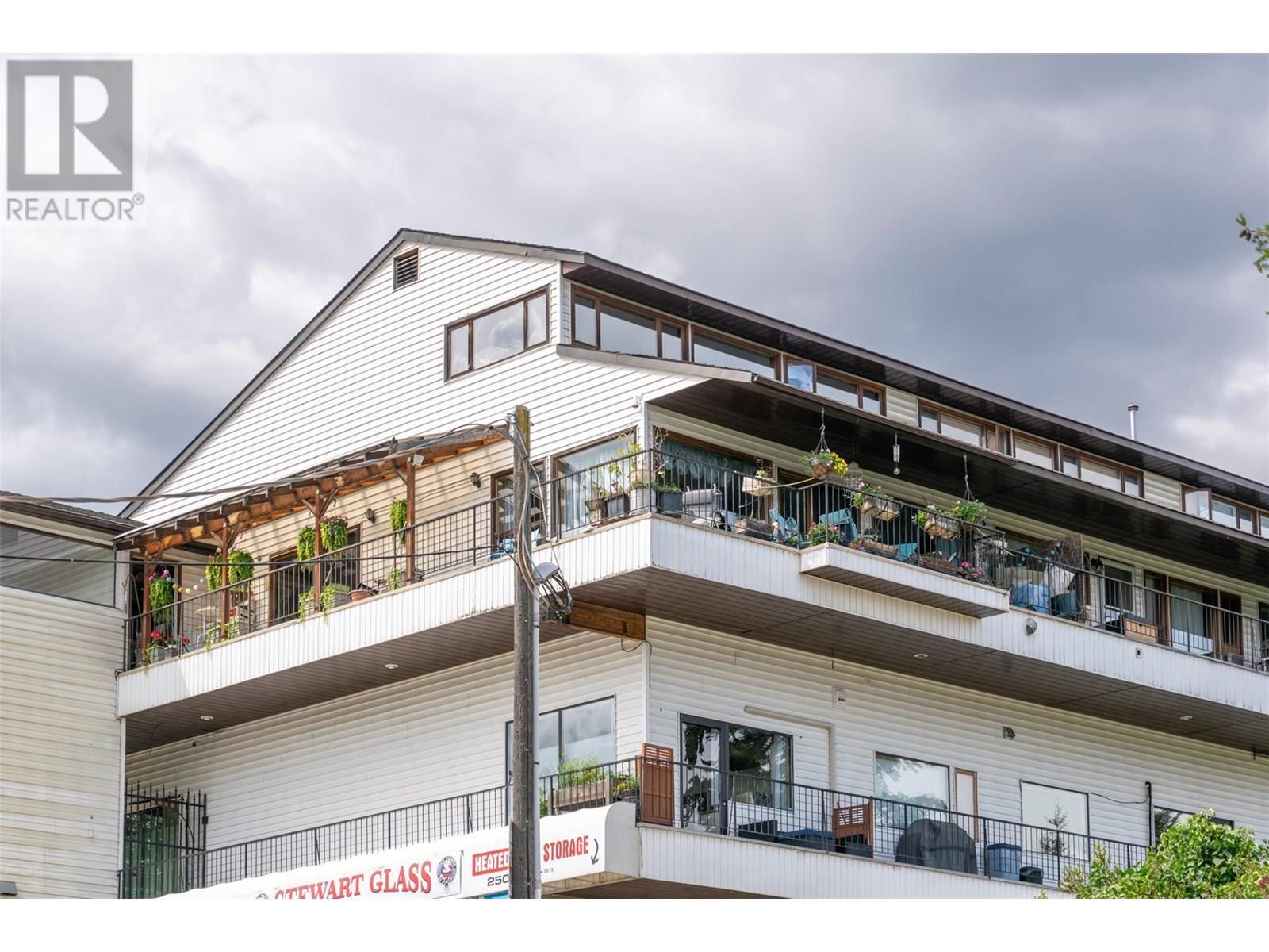 1261 Trans Canada Highway Unit# 1 Lot# 15. Sorrento, British Columbia