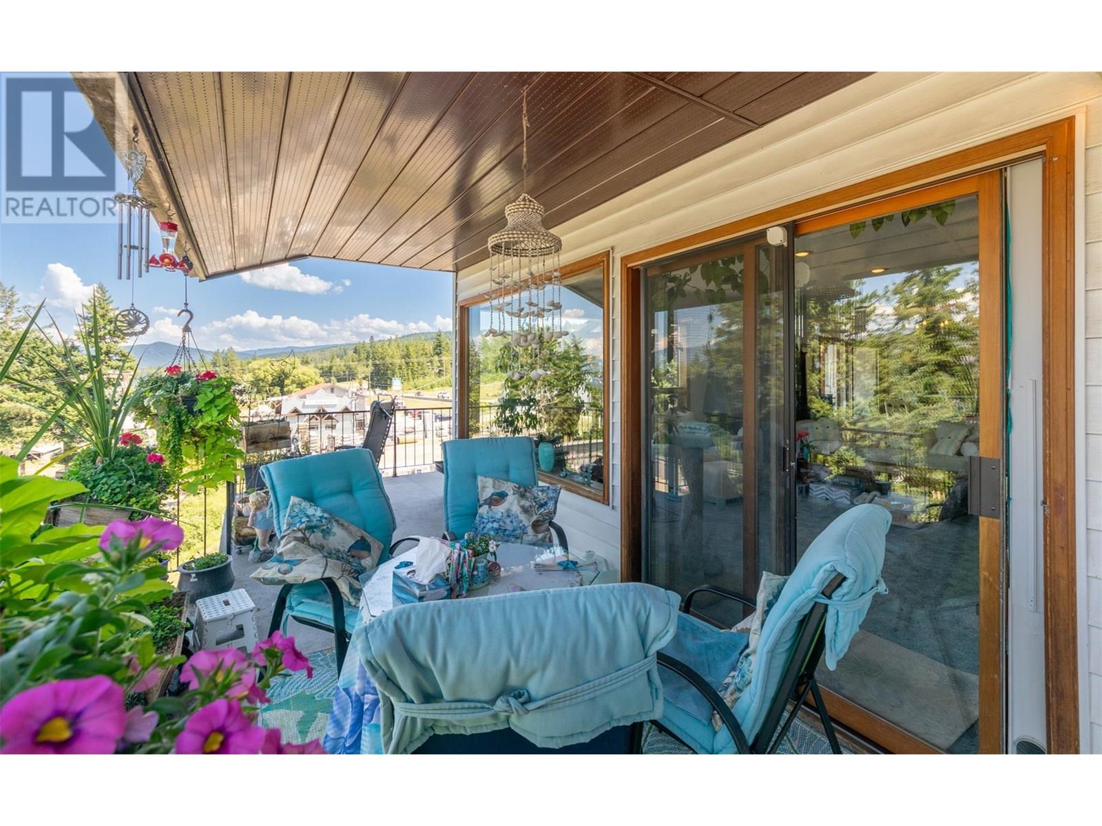 1261 Trans Canada Highway Unit# 1 Lot# 15. Sorrento, British Columbia