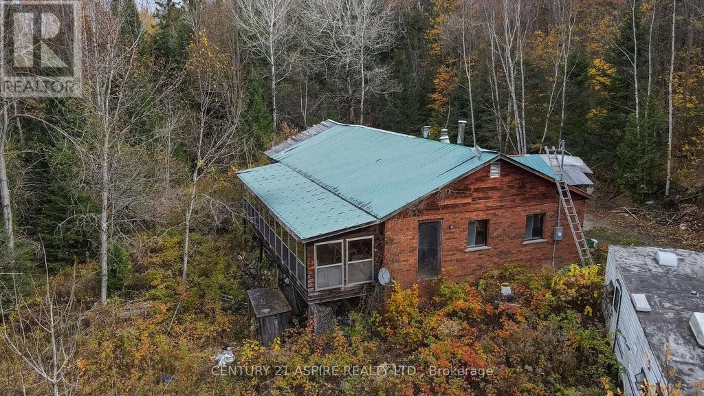 129 Mullen Road, Madawaska Valley
