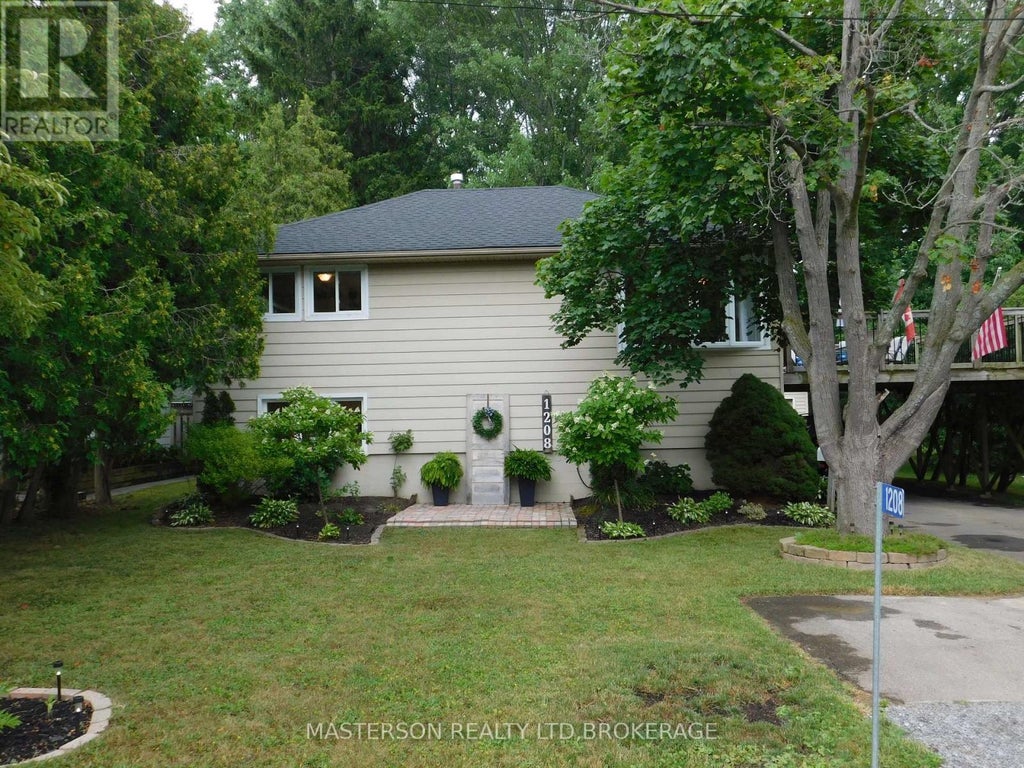 1208 Benner Avenue, Fort Erie (crescent Park)