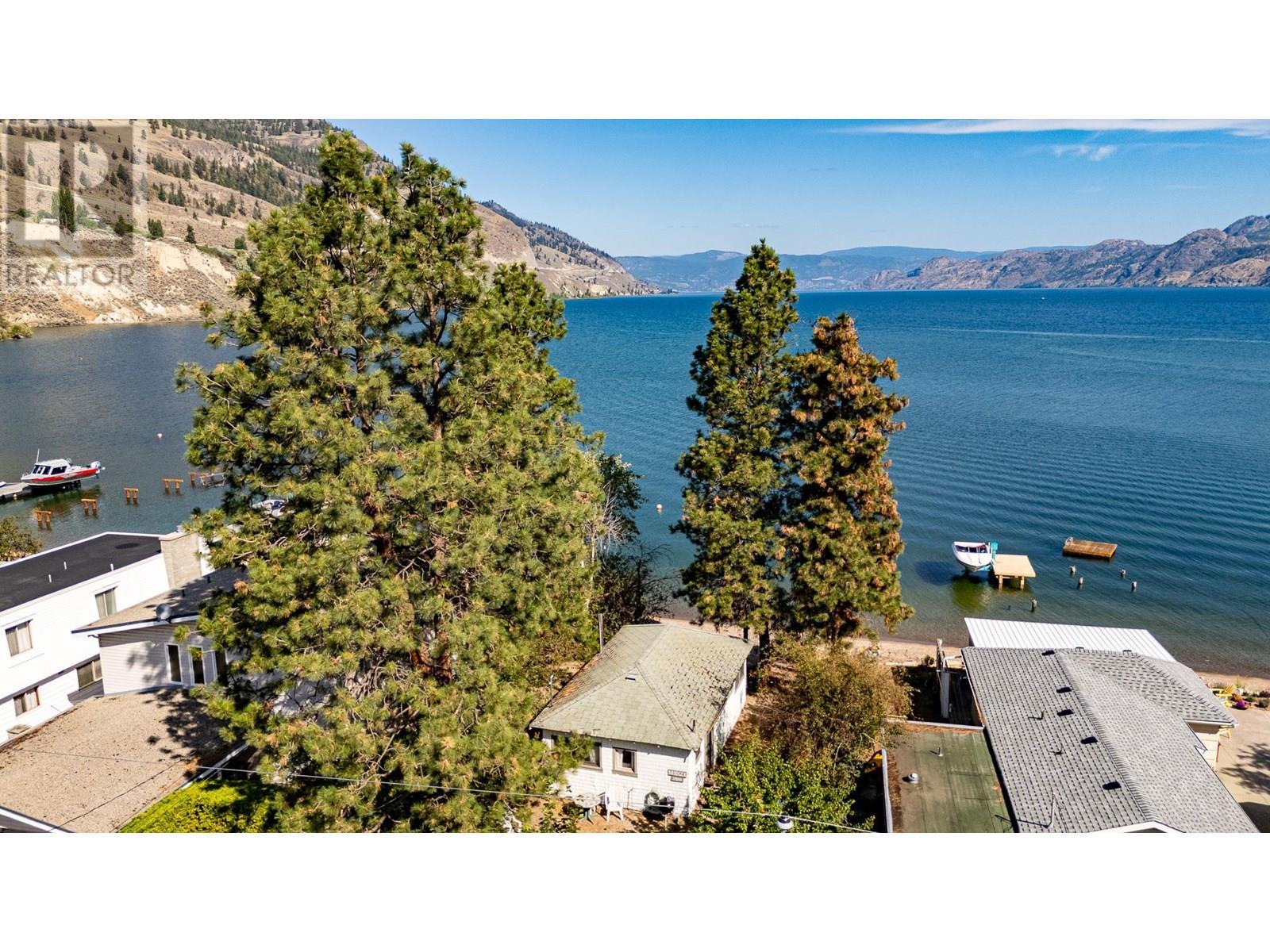 19241 Lakeshore Drive N. Summerland, British Columbia