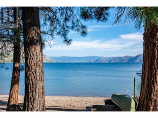 19241 Lakeshore Drive N. Summerland, British Columbia