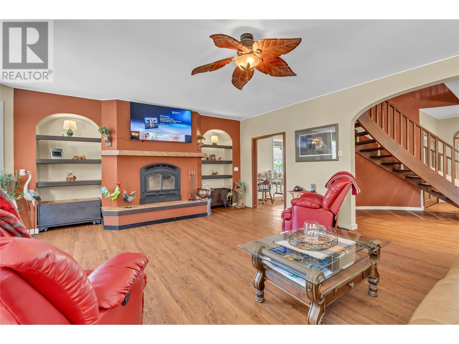 8705 Road 22 Road. Oliver, British Columbia