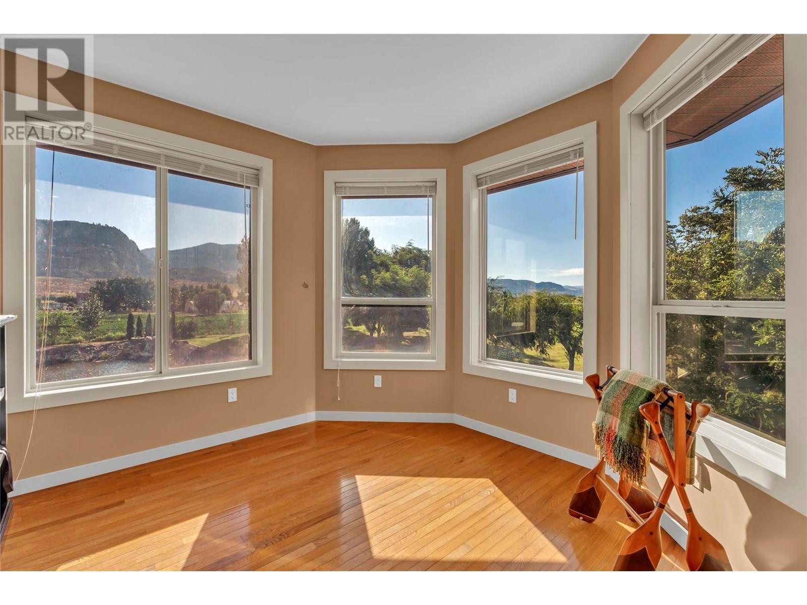 8705 Road 22 Road. Oliver, British Columbia