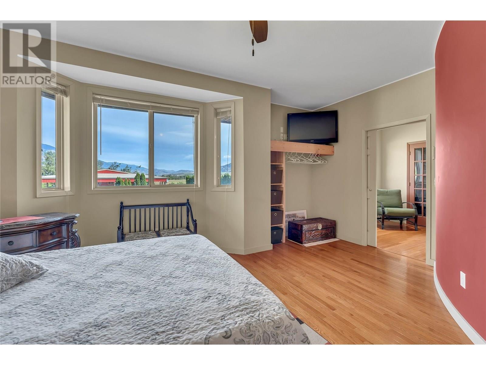 8705 Road 22 Road. Oliver, British Columbia