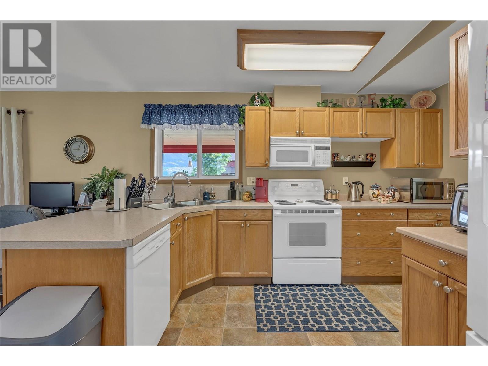 8705 Road 22 Road. Oliver, British Columbia