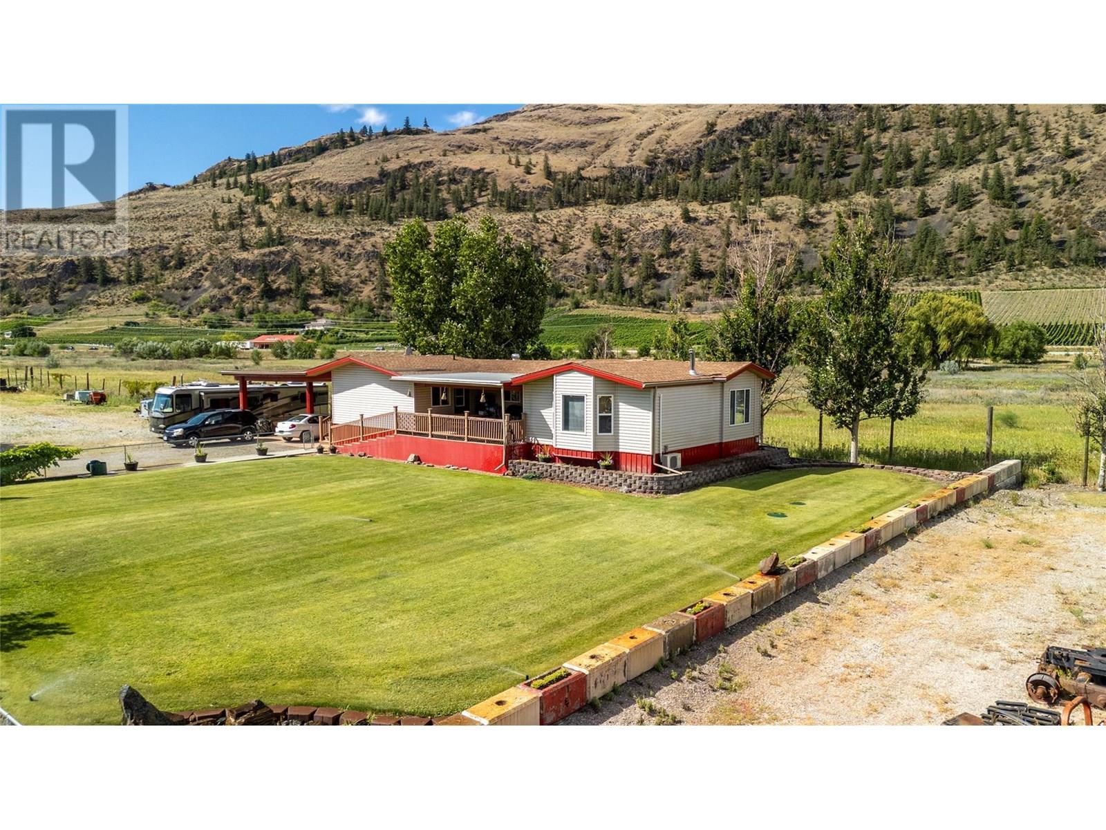 8705 Road 22 Road. Oliver, British Columbia