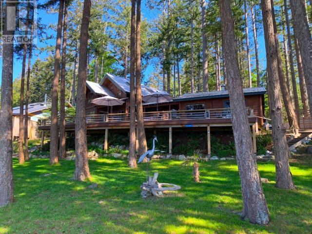 1147 Sunset Trail, Savary Island