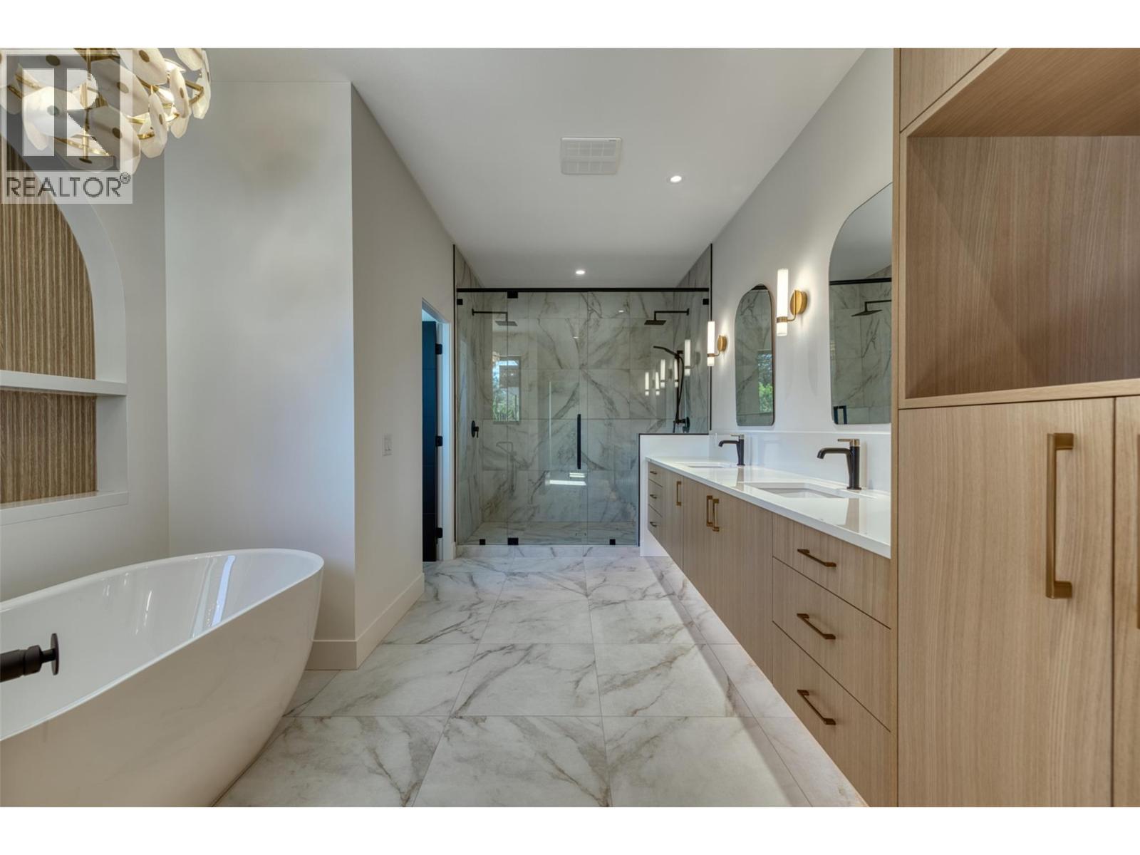 3010 Holland Road Unit# 3. Kelowna, British Columbia