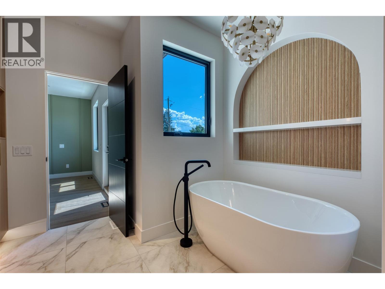 3010 Holland Road Unit# 2. Kelowna, British Columbia