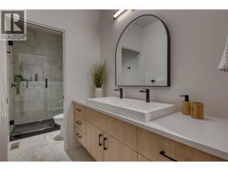 3010 Holland Road Unit# 2. Kelowna, British Columbia