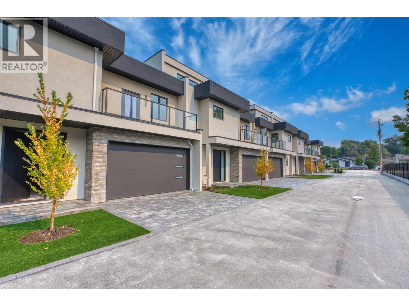 3010 Holland Road Unit# 2. Kelowna, British Columbia