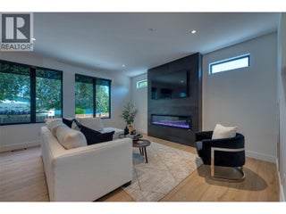 3010 Holland Road Unit# 4. Kelowna, British Columbia