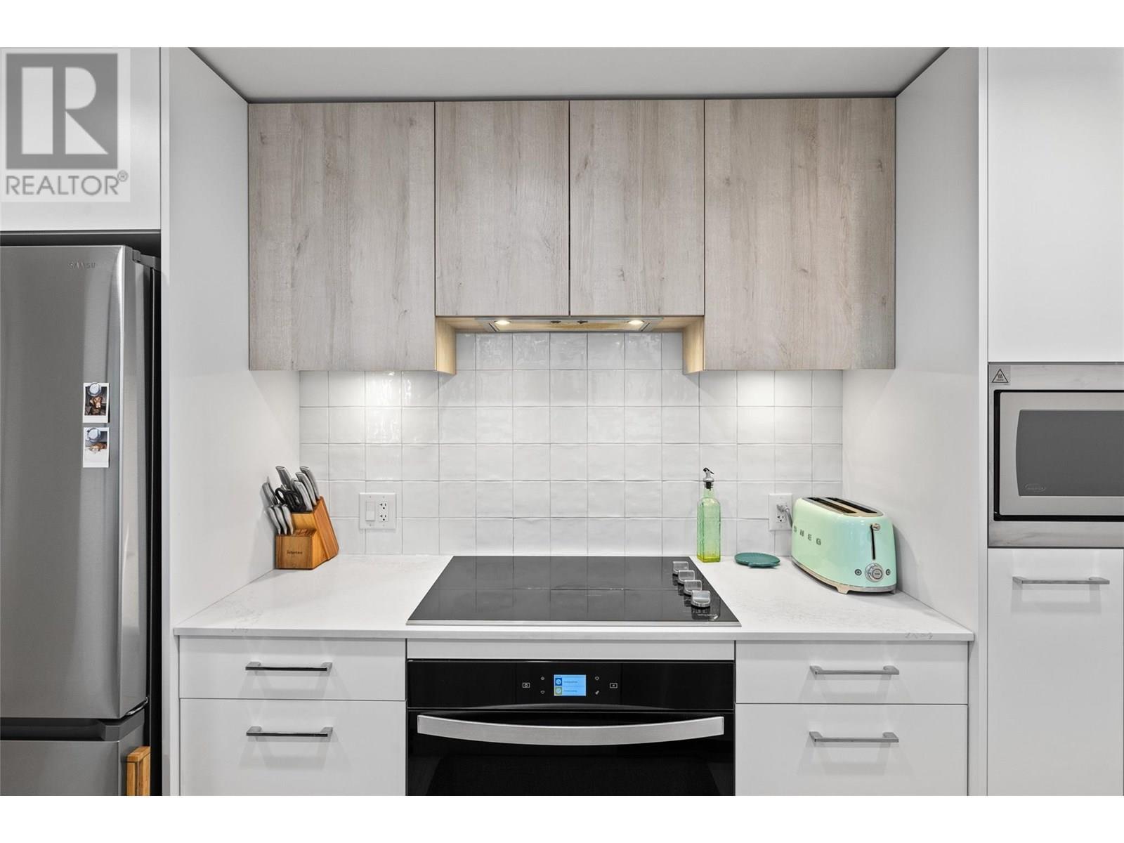 3699 Capozzi Road Unit# 811. Kelowna, British Columbia