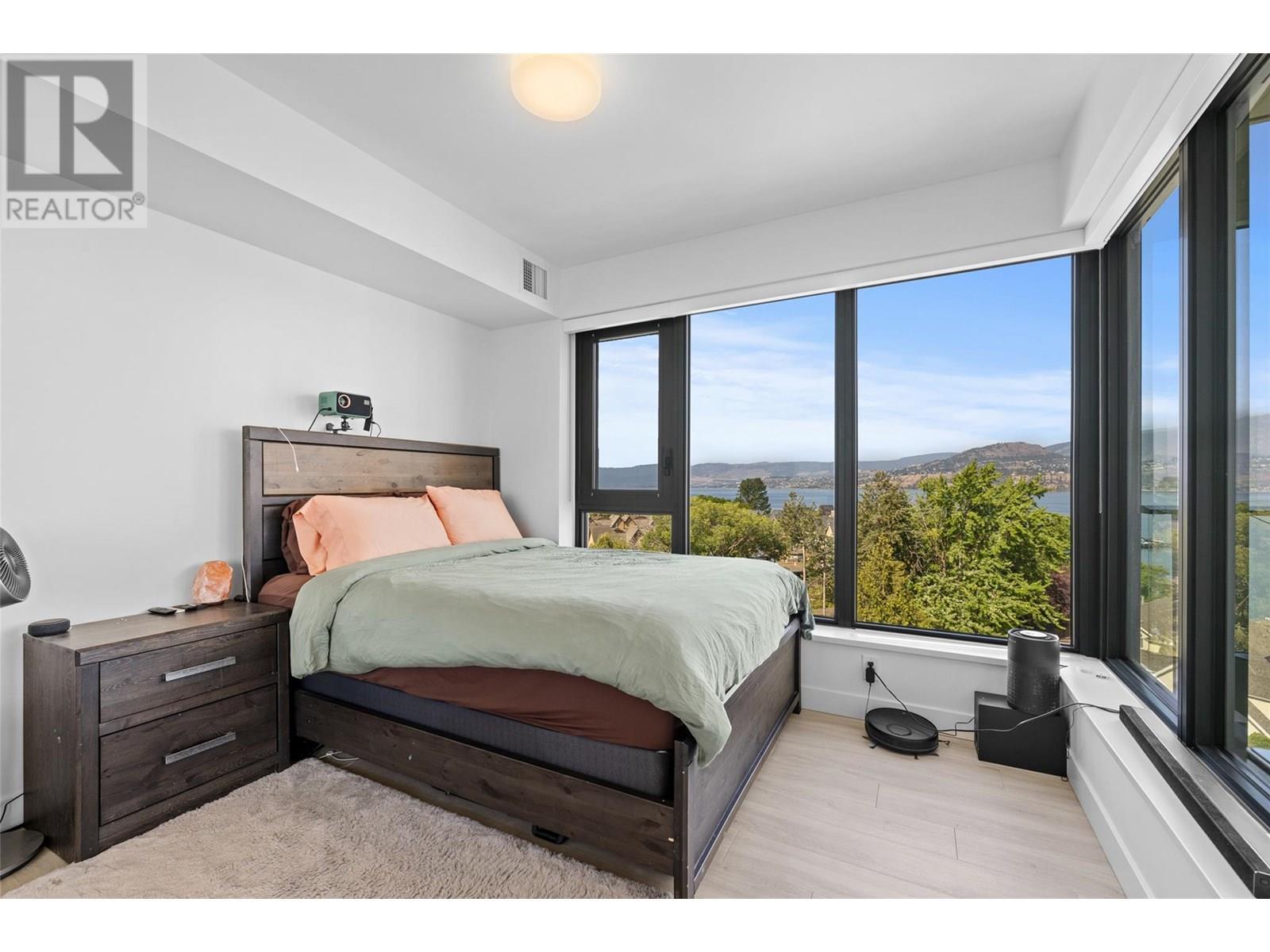 3699 Capozzi Road Unit# 811. Kelowna, British Columbia