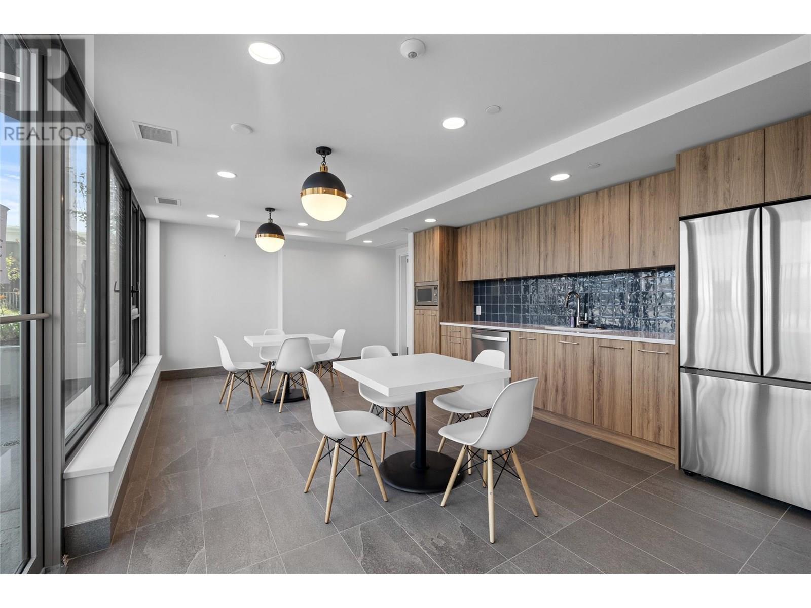 3699 Capozzi Road Unit# 811. Kelowna, British Columbia