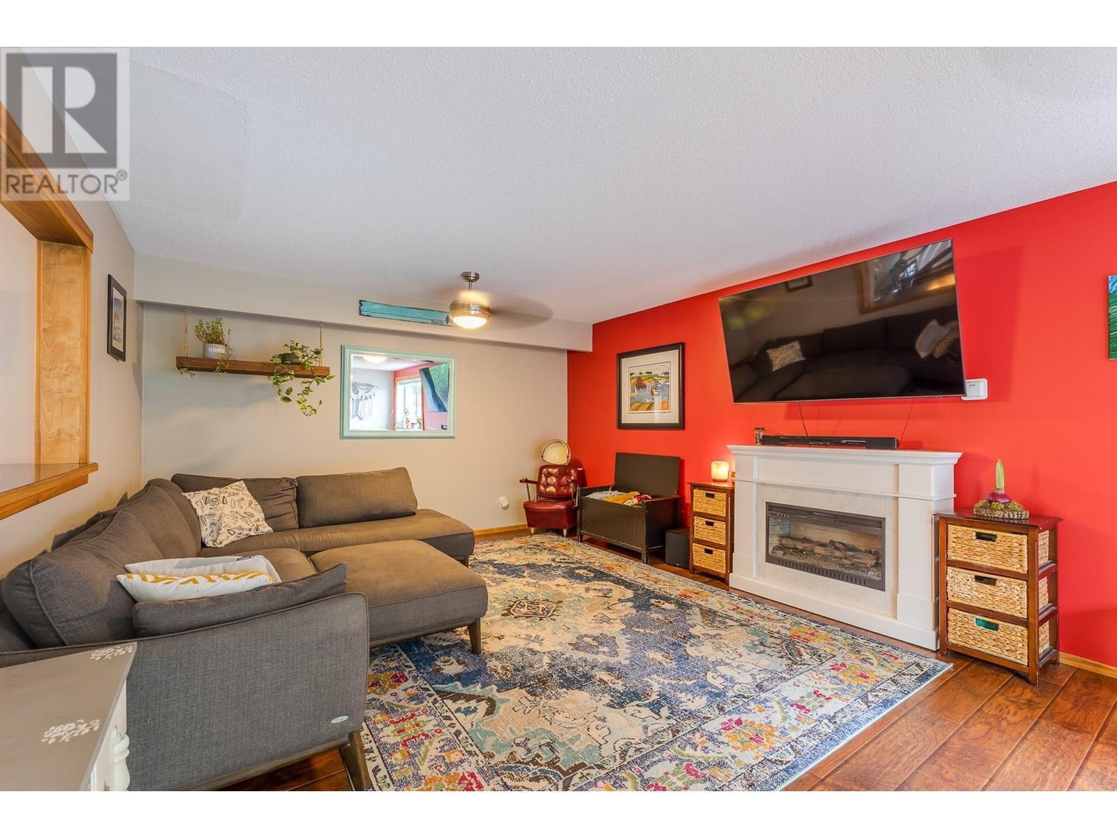 12620 Reynolds Avenue. Summerland, British Columbia