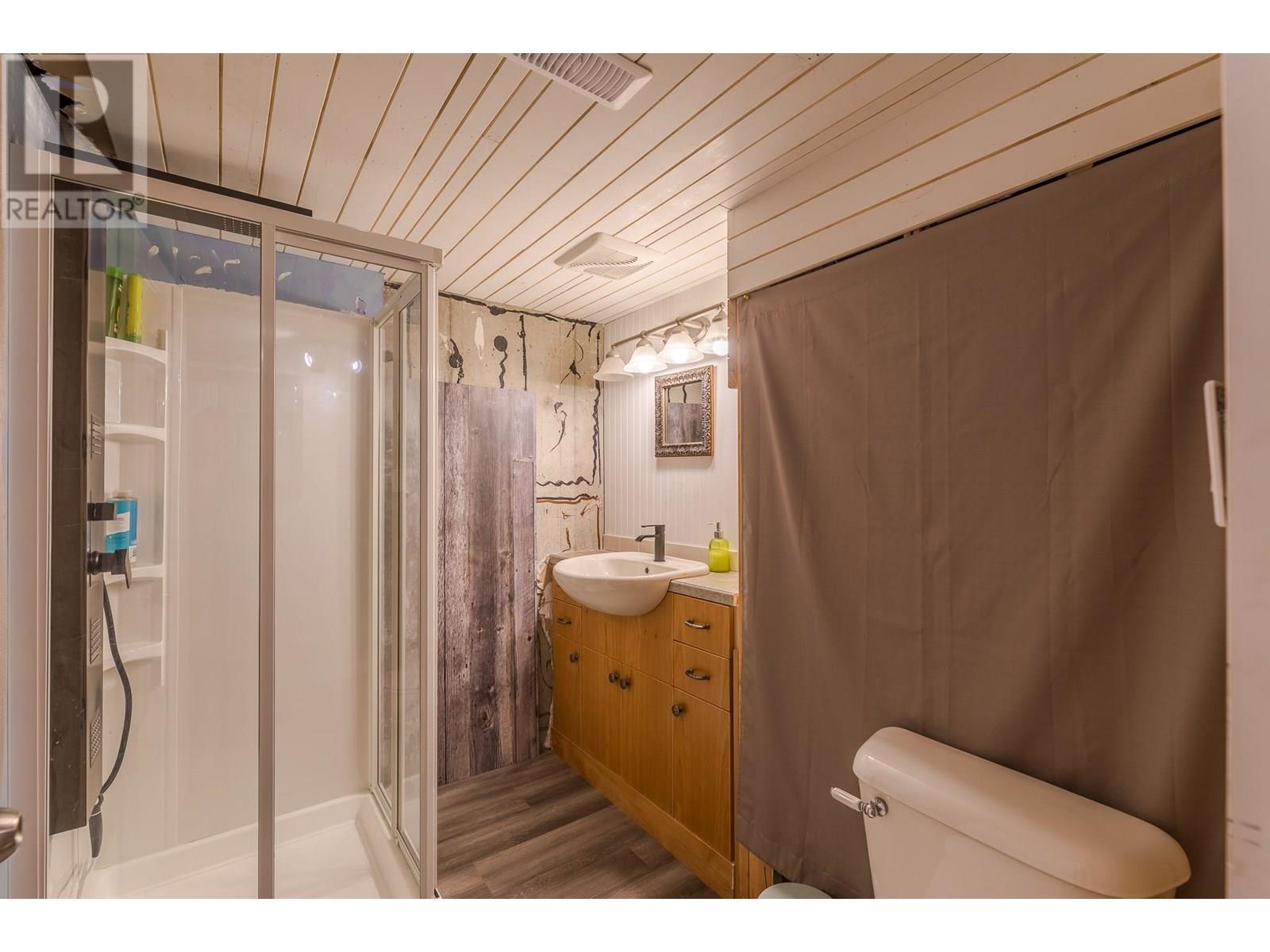 12620 Reynolds Avenue. Summerland, British Columbia