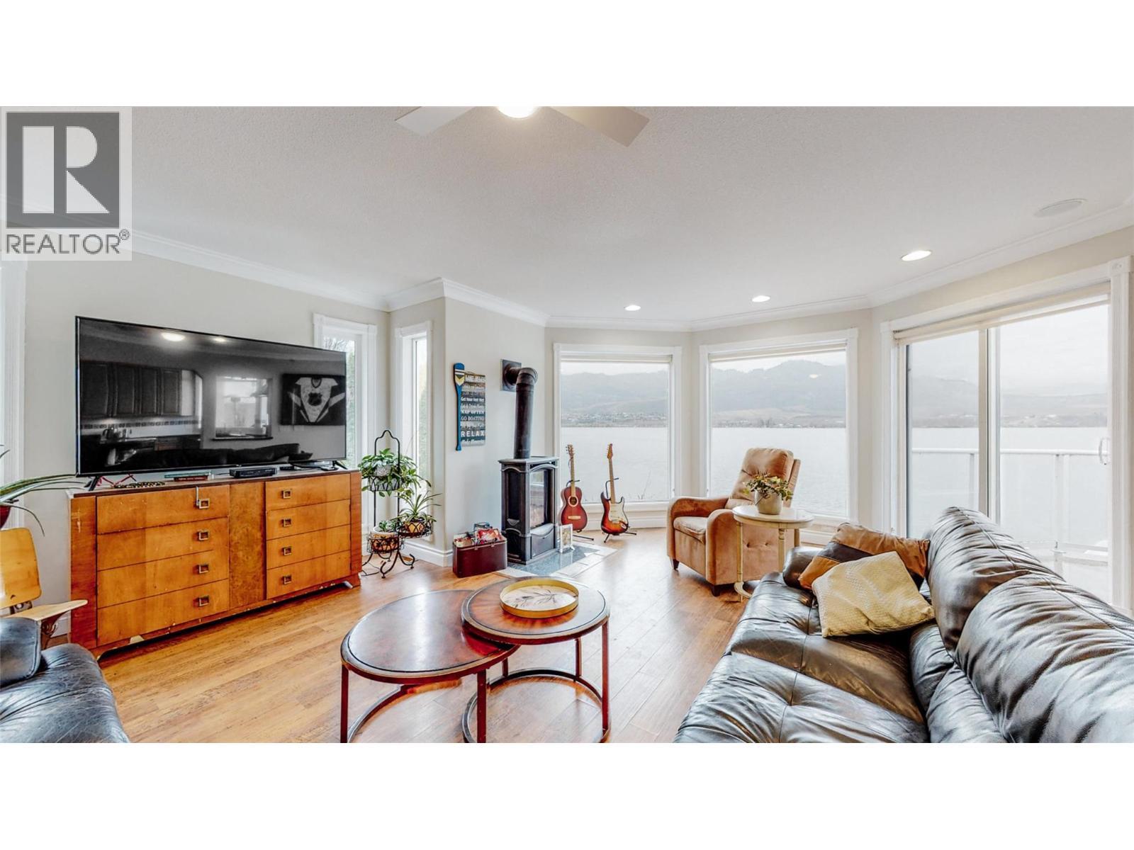 8330 22nd Avenue. Osoyoos, British Columbia