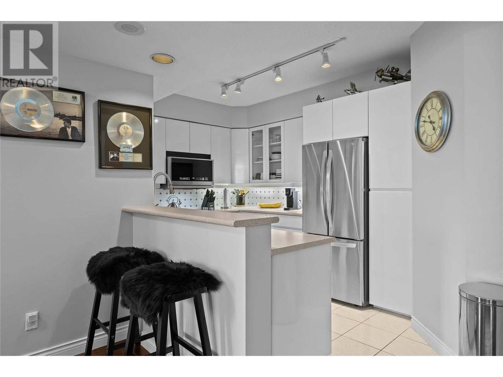 1152 Sunset Drive Unit# 706. Kelowna, British Columbia