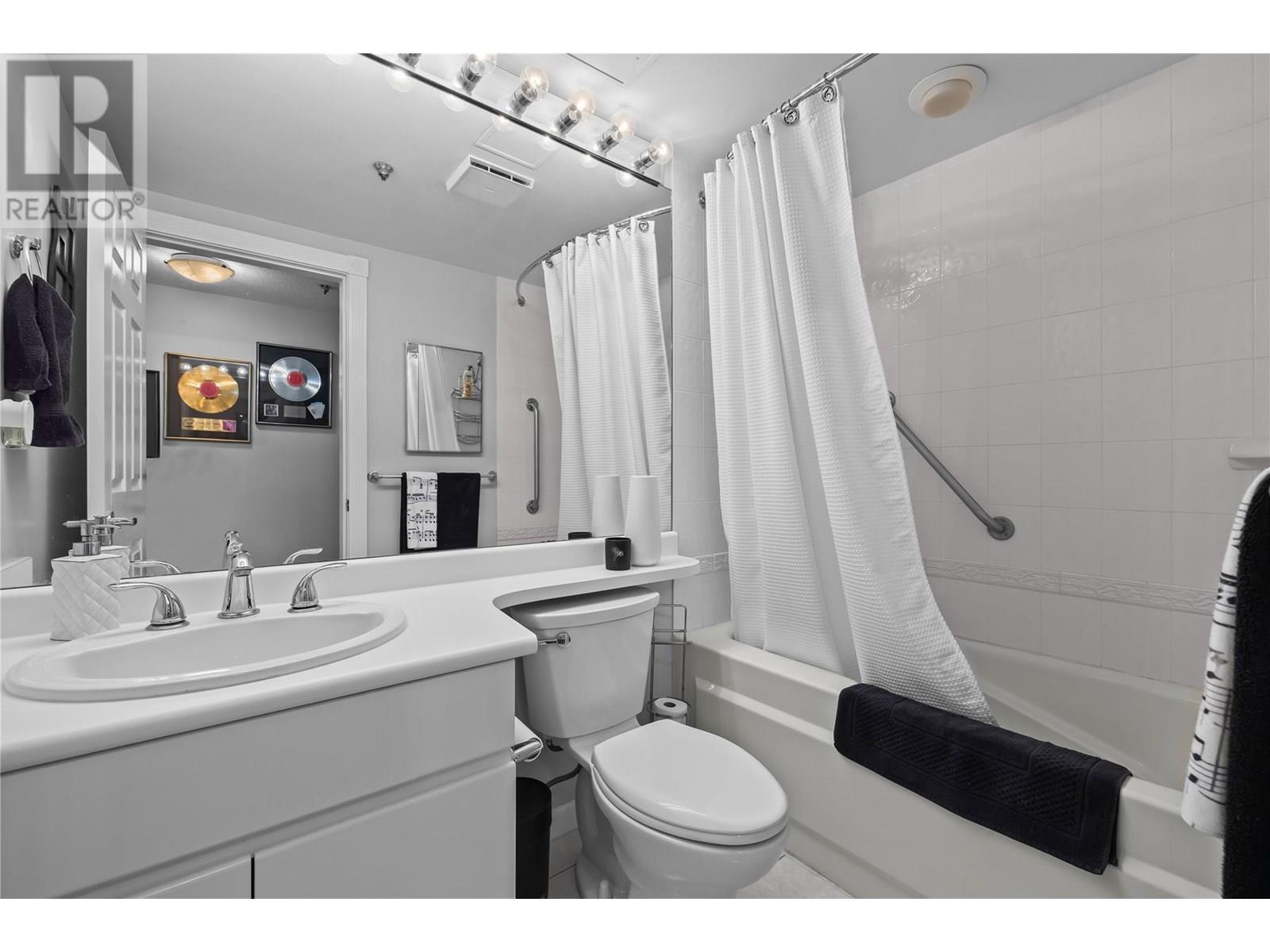 1152 Sunset Drive Unit# 706. Kelowna, British Columbia