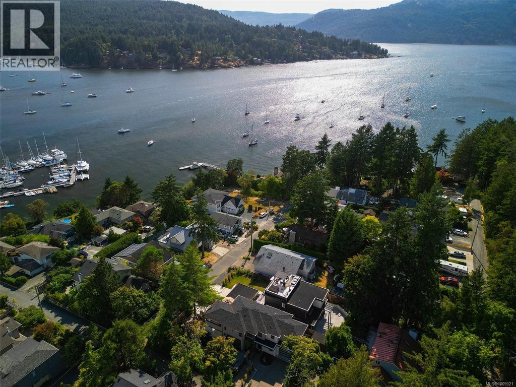 776 Harding Lane, Central Saanich