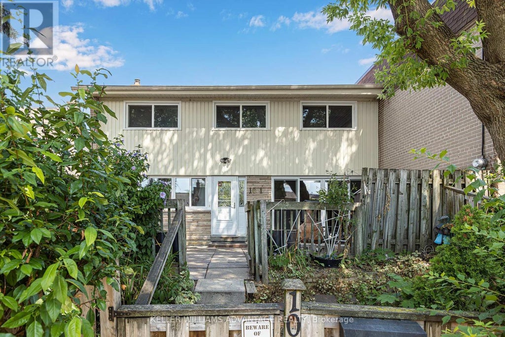 1 - 10 Sentinel Road, Toronto (york University Heights)