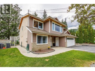 3140 Coventry Crescent. West Kelowna, British Columbia