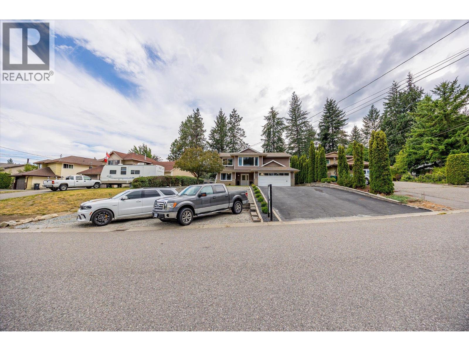 3140 Coventry Crescent. West Kelowna, British Columbia