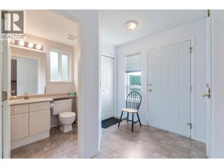 2951 11 Avenue Ne Unit# 5. Salmon Arm, British Columbia