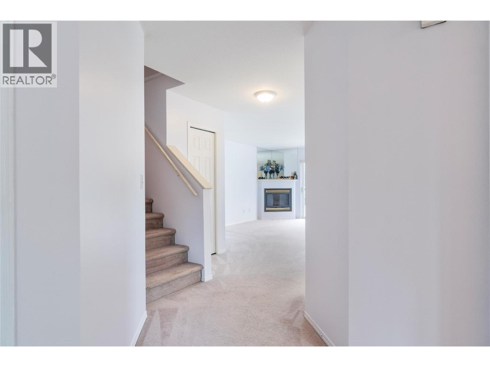 2951 11 Avenue Ne Unit# 5. Salmon Arm, British Columbia