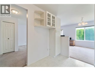 2951 11 Avenue Ne Unit# 5. Salmon Arm, British Columbia