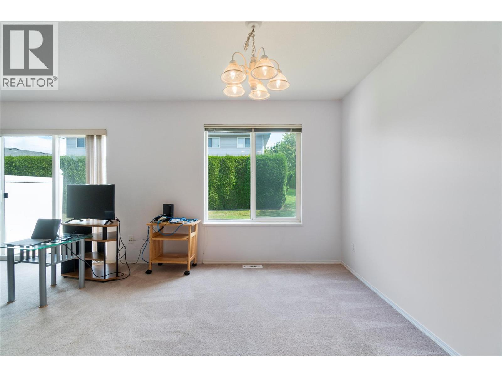 2951 11 Avenue Ne Unit# 5. Salmon Arm, British Columbia