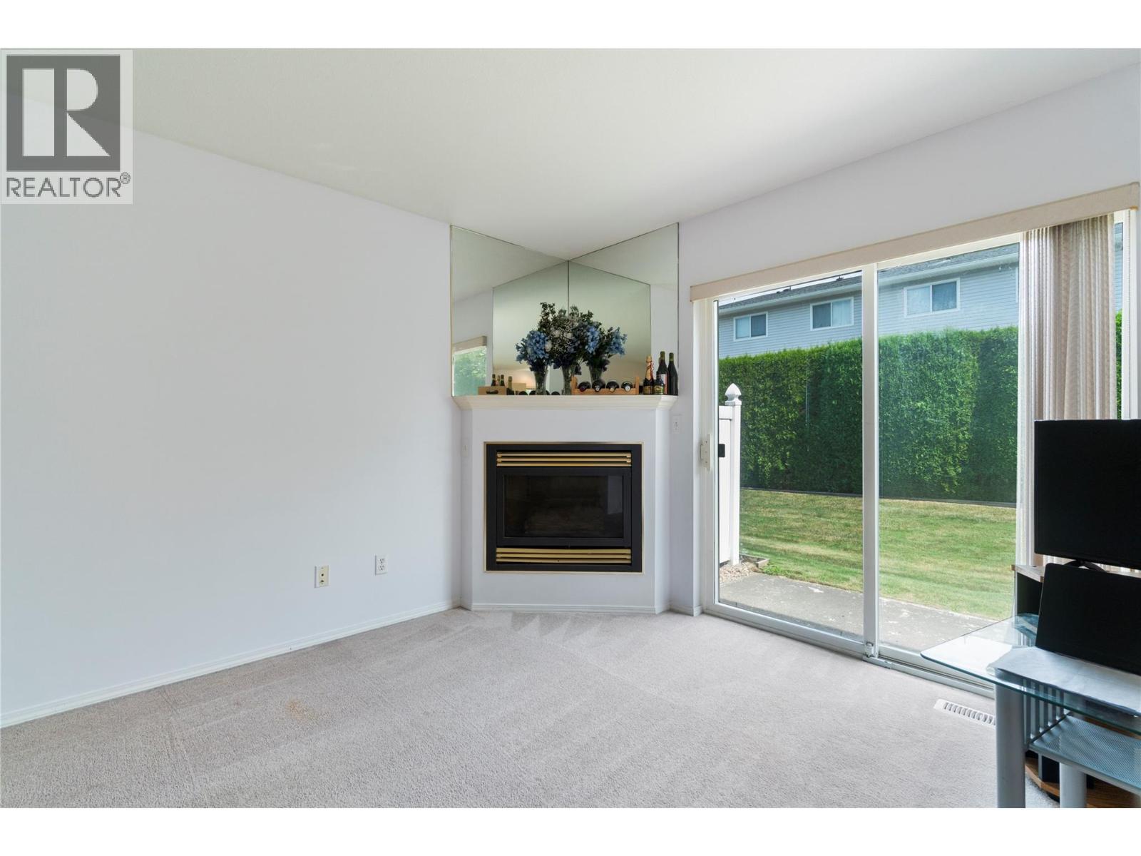 2951 11 Avenue Ne Unit# 5. Salmon Arm, British Columbia